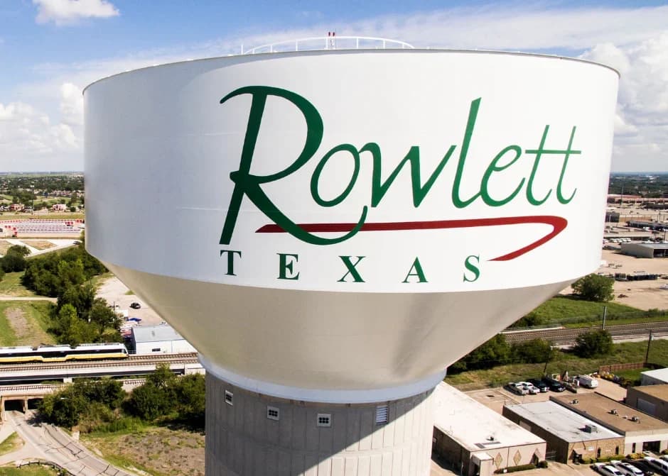 Rowlett water tower in Rowlett, Texas
